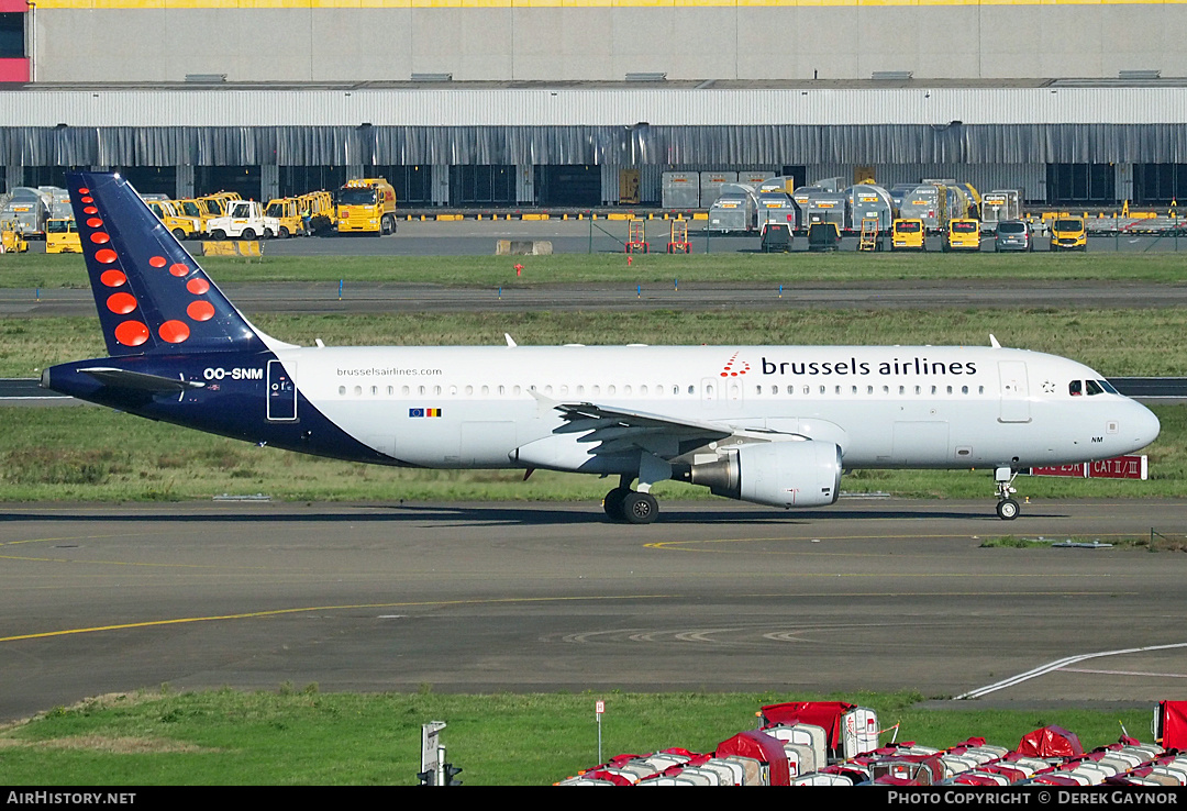 Aircraft Photo of OO-SNM | Airbus A320-214 | Brussels Airlines | AirHistory.net #502551