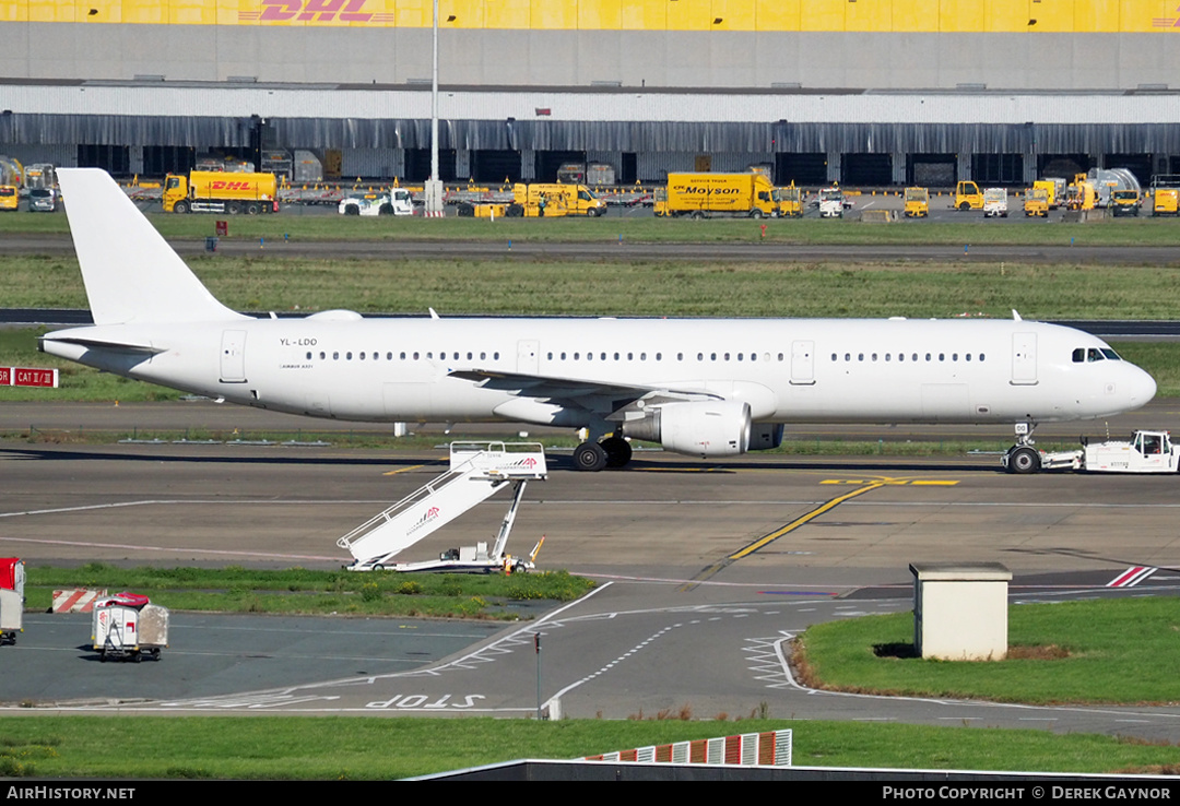 Aircraft Photo of YL-LDO | Airbus A321-211 | AirHistory.net #502567