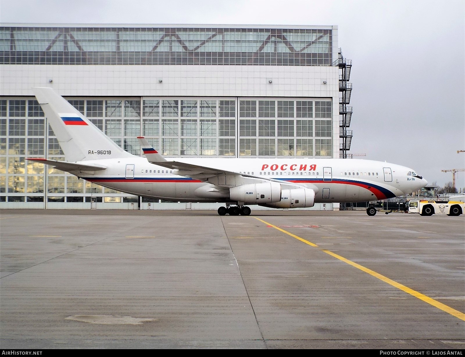 Aircraft Photo of RA-96018 | Ilyushin Il-96-300 | Rossiya - Special Flight Detachment | AirHistory.net #502589