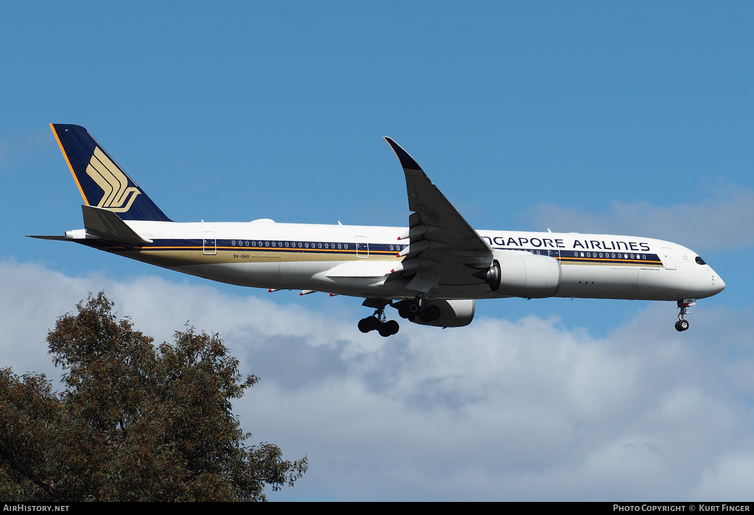 Aircraft Photo of 9V-SHV | Airbus A350-941 | Singapore Airlines | AirHistory.net #502731