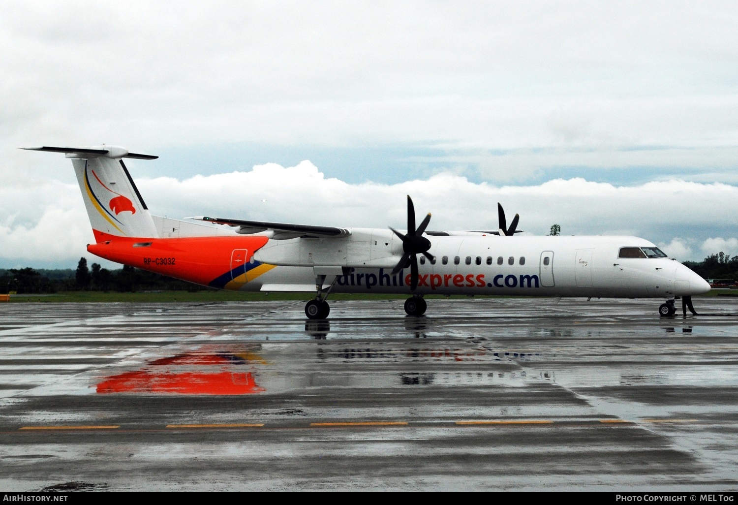 Aircraft Photo of RP-C3032 | Bombardier DHC-8-401 Dash 8 | Airphil Express | AirHistory.net #502764