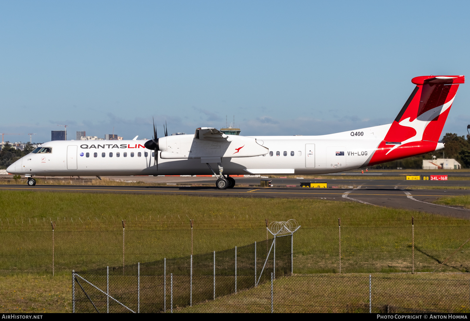 Aircraft Photo of VH-LQG | Bombardier DHC-8-402 Dash 8 | QantasLink | AirHistory.net #502859