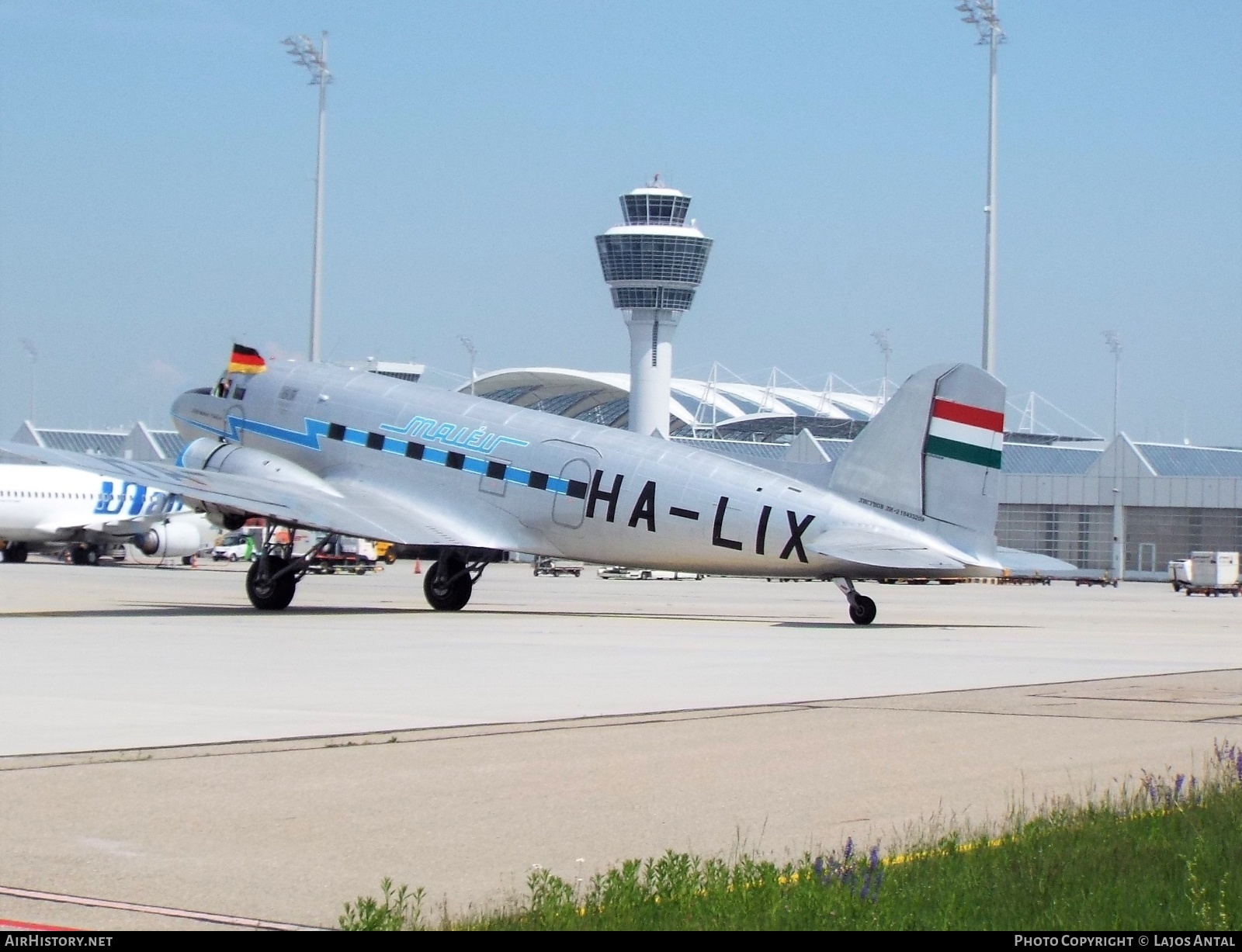 Aircraft Photo of HA-LIX | Lisunov Li-2T | Goldtimer Alapítvány | Malév - Hungarian Airlines | AirHistory.net #502881