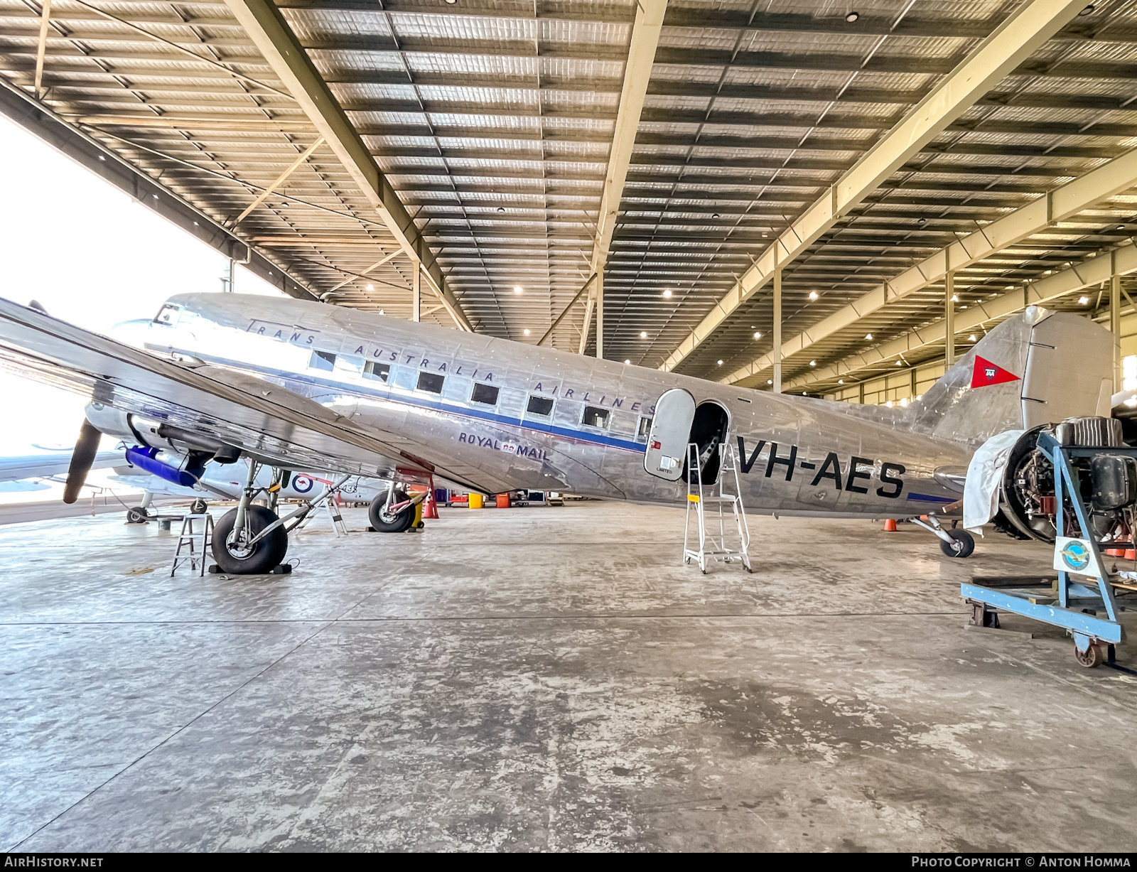 Aircraft Photo of VH-AES | Douglas DC-3(C) | Trans-Australia Airlines - TAA | AirHistory.net #502942