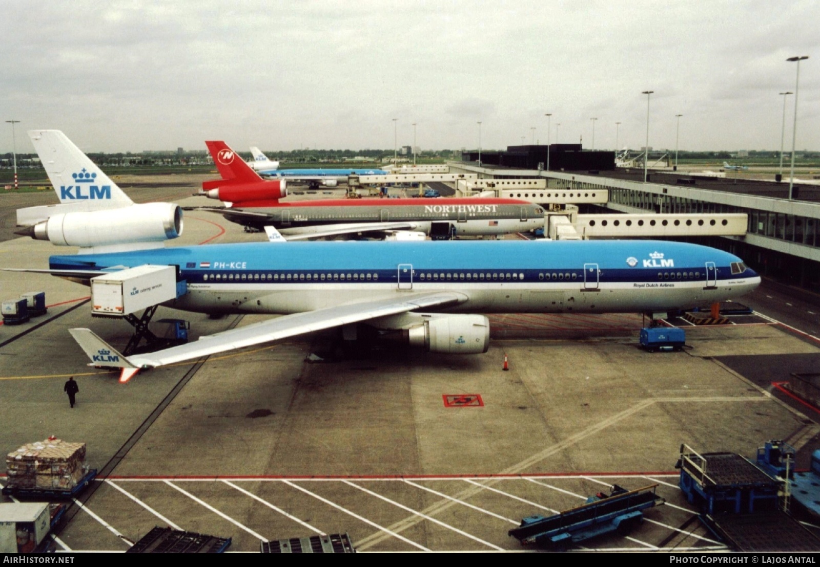 Aircraft Photo of PH-KCE | McDonnell Douglas MD-11 | KLM - Royal Dutch Airlines | AirHistory.net #502944