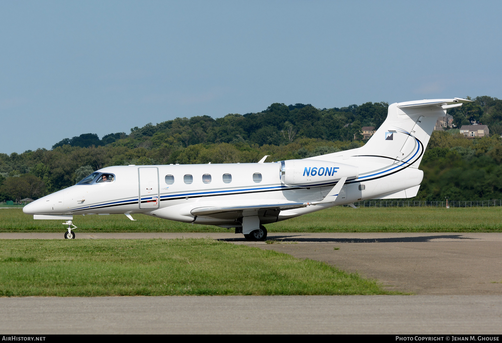 Aircraft Photo of N60NF | Embraer EMB-505 Phenom 300 | AirHistory.net #503023