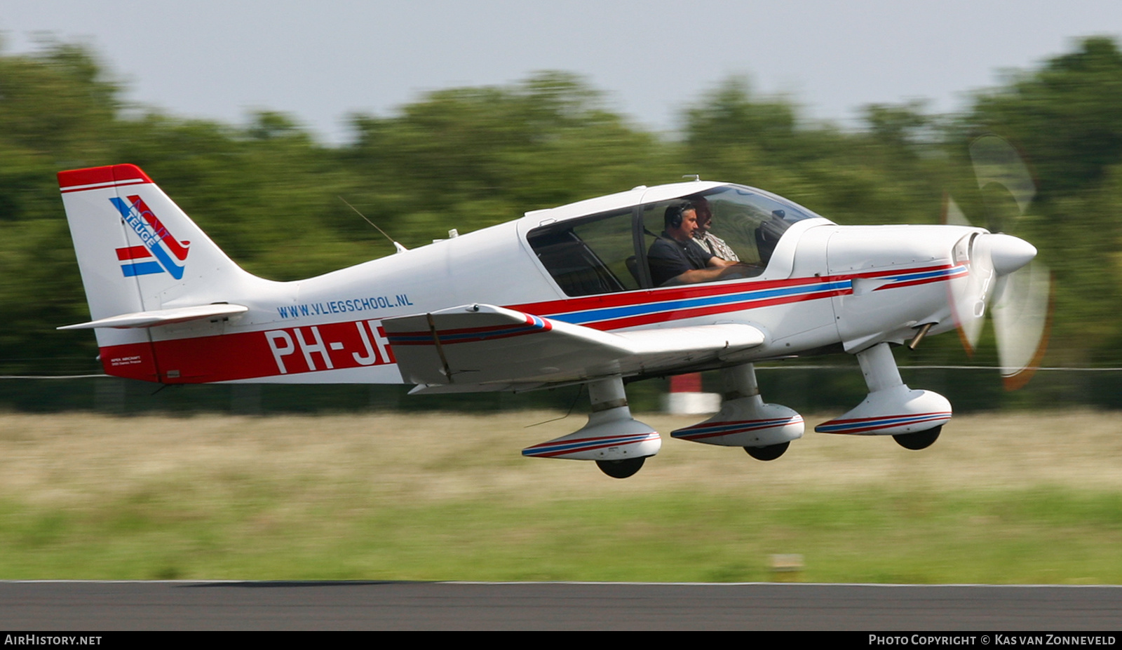 Aircraft Photo of PH-JFK | Robin DR-400-140B | ACVT Teuge - Aero Company Vliegschool Teuge | AirHistory.net #503092