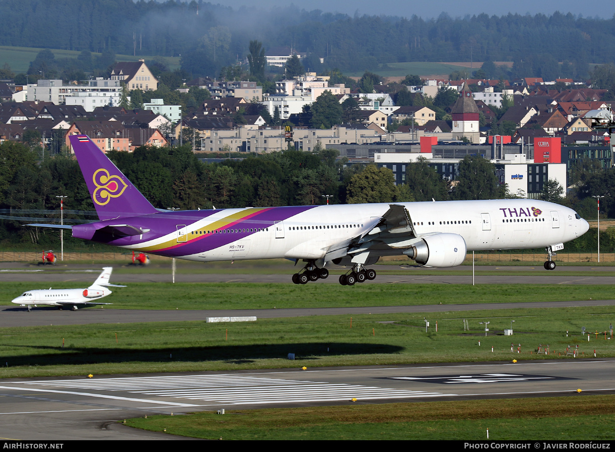 Aircraft Photo of HS-TKV | Boeing 777-3D7/ER | Thai Airways International | AirHistory.net #503198