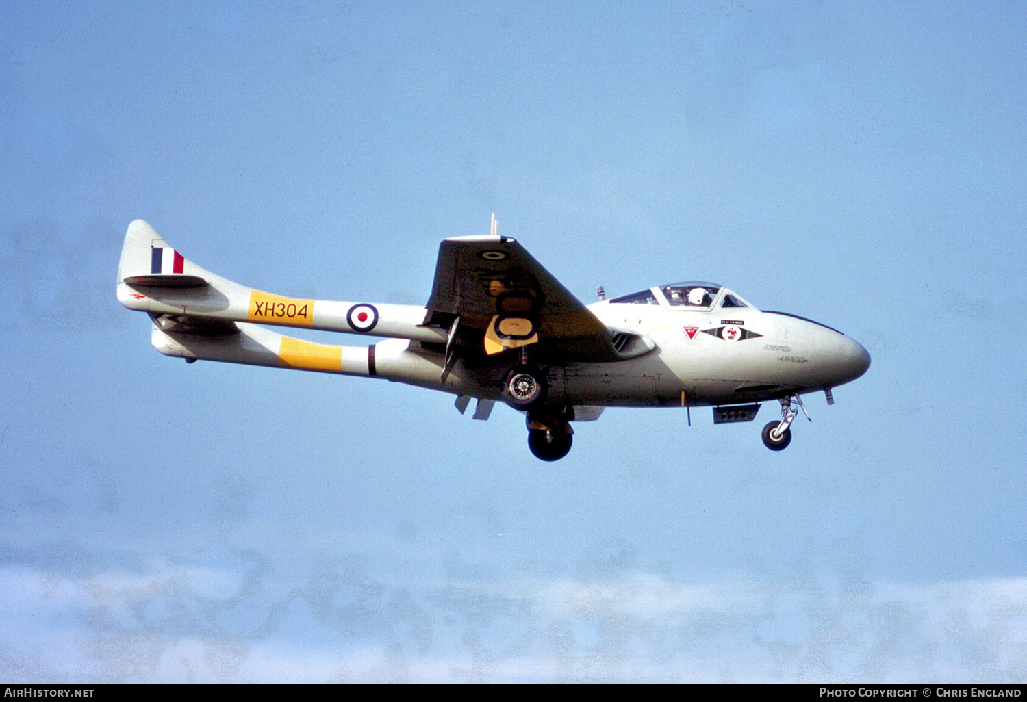 Aircraft Photo of XH304 | De Havilland D.H. 115 Vampire T11 | UK - Air Force | AirHistory.net #503225