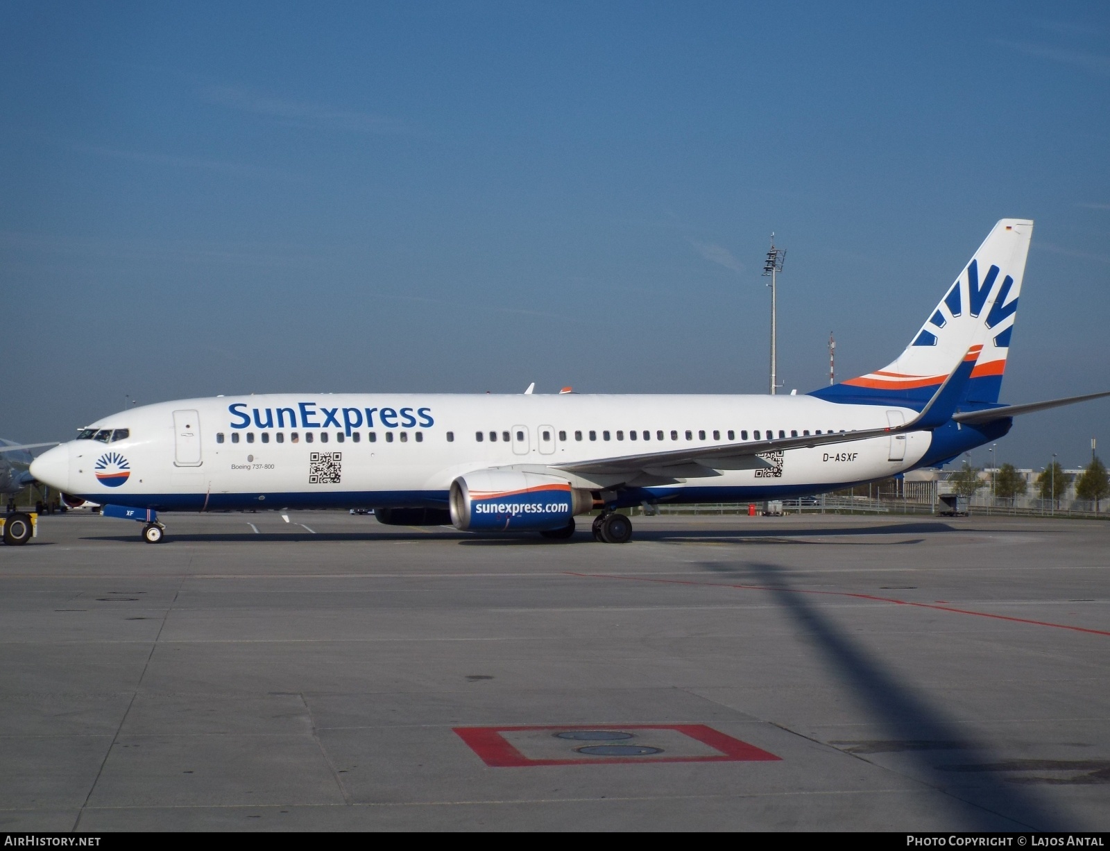 Aircraft Photo of D-ASXF | Boeing 737-8AS | SunExpress | AirHistory.net #503320