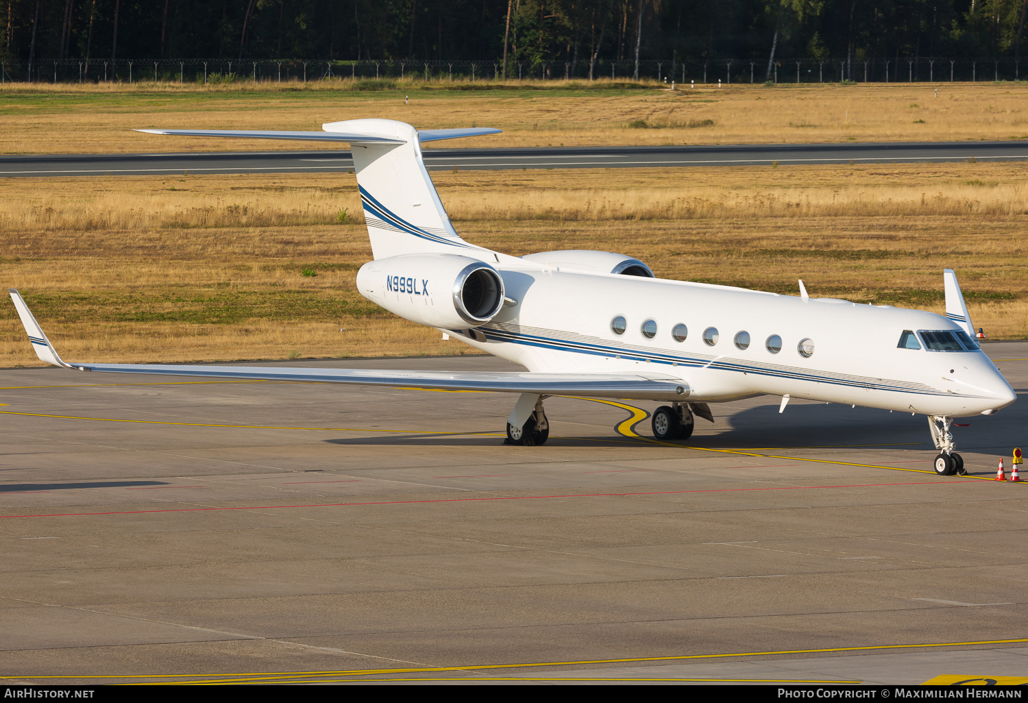 Aircraft Photo of N999LX | Gulfstream Aerospace G-V-SP Gulfstream G550 | AirHistory.net #503325