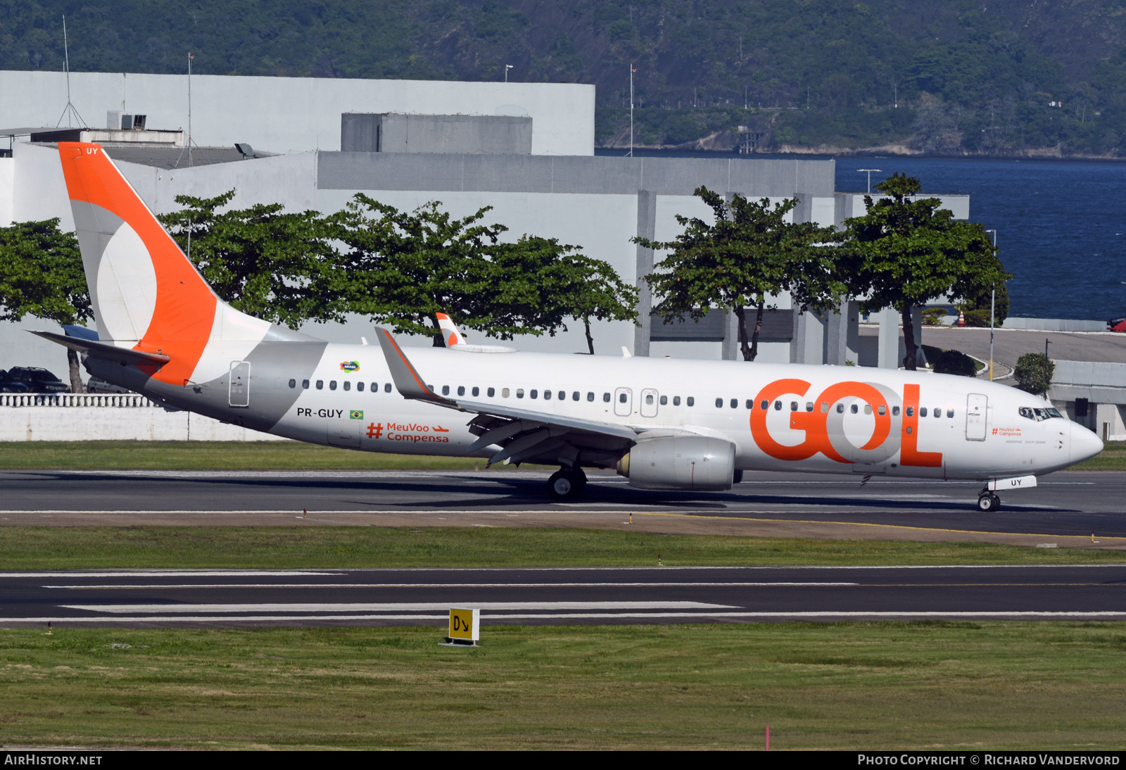 Aircraft Photo of PR-GUY | Boeing 737-8EH | GOL Linhas Aéreas | AirHistory.net #503342