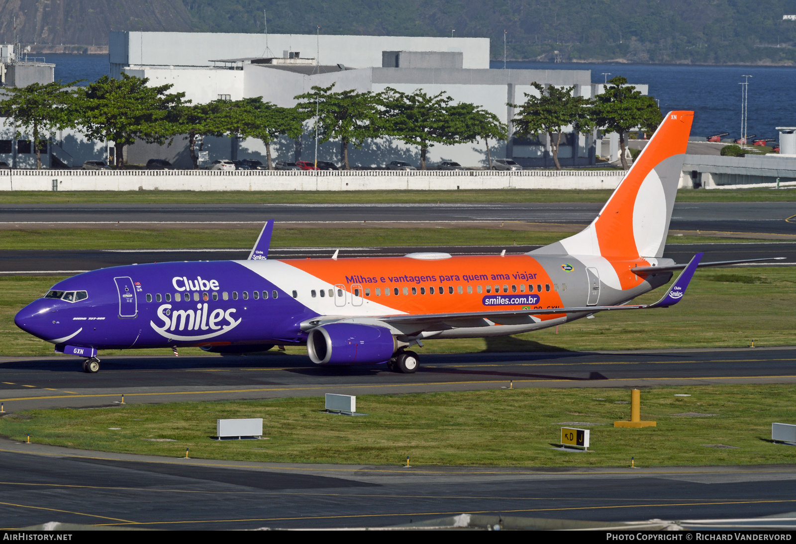 Aircraft Photo of PR-GXN | Boeing 737-8EH | GOL Linhas Aéreas | AirHistory.net #503345