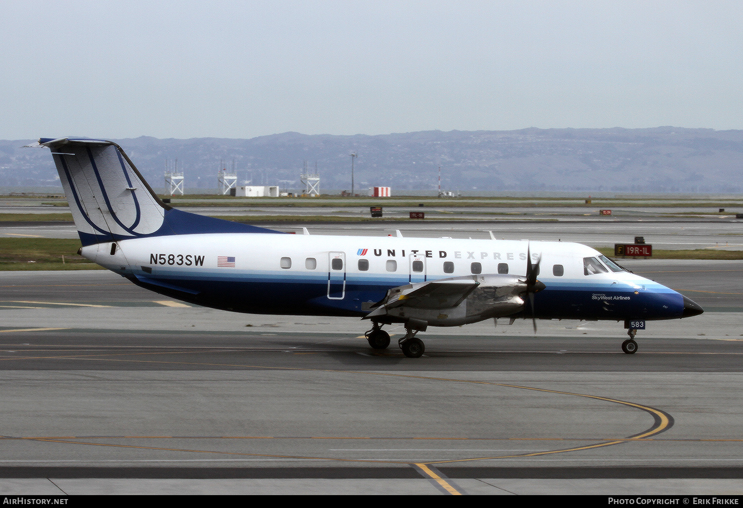 Aircraft Photo of N583SW | Embraer EMB-120ER Brasilia | United Express | AirHistory.net #503375