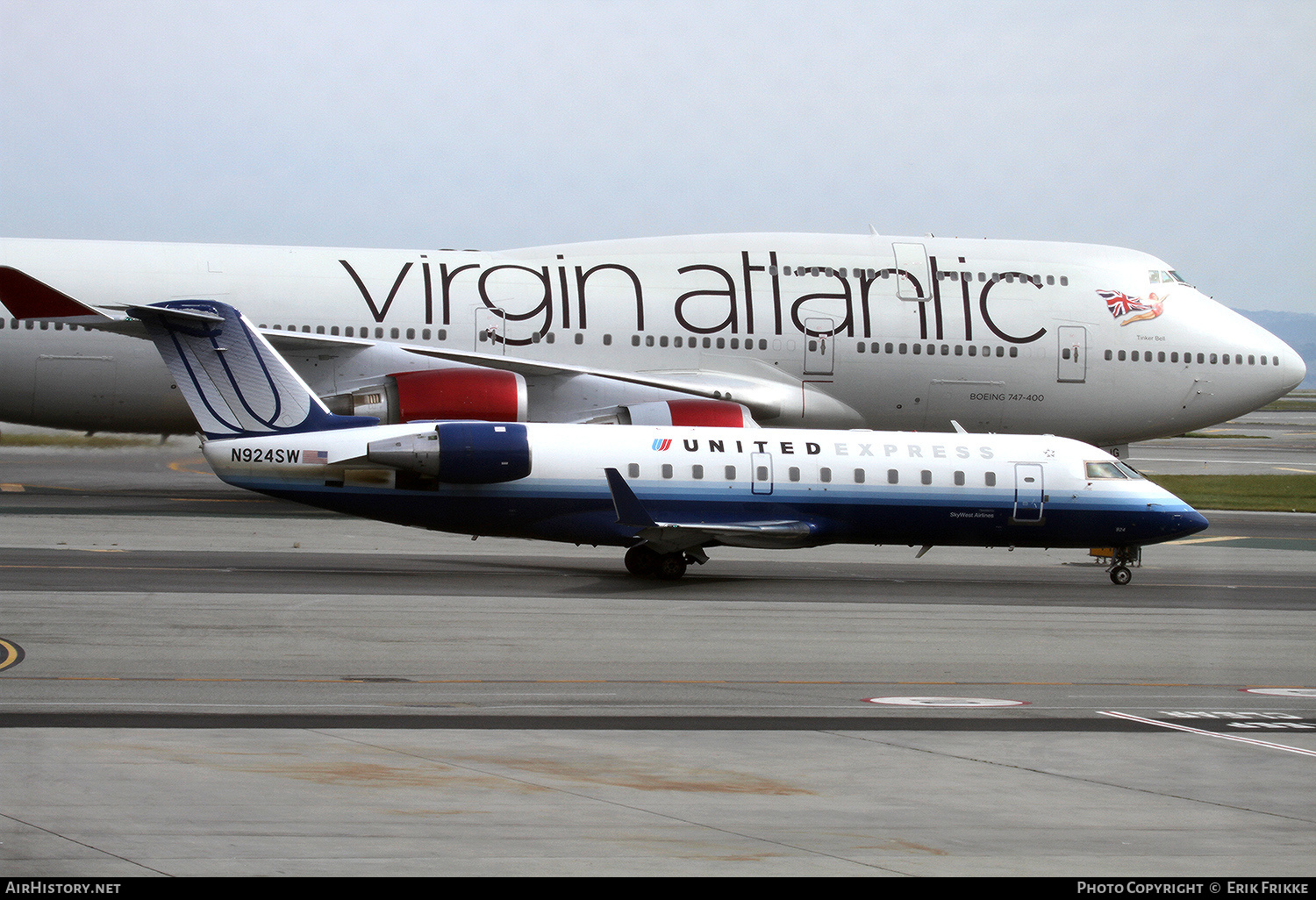 Aircraft Photo of N924SW | Bombardier CRJ-200LR (CL-600-2B19) | United Express | AirHistory.net #503381