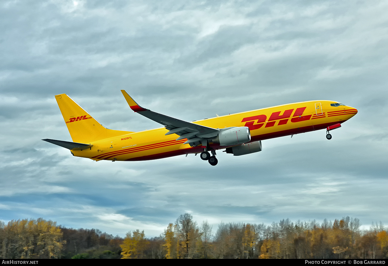 Aircraft Photo of N325FL | Boeing 737-883(BDSF) | DHL International | AirHistory.net #503392