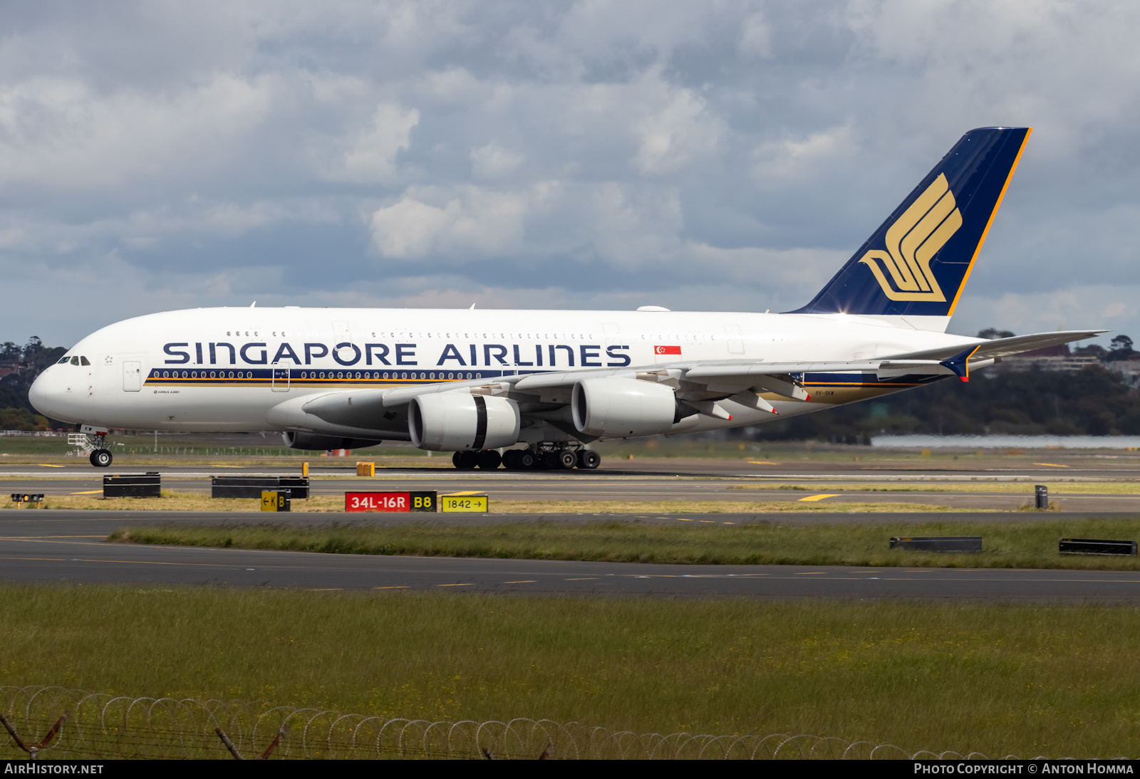 Aircraft Photo of 9V-SKW | Airbus A380-841 | Singapore Airlines | AirHistory.net #503452