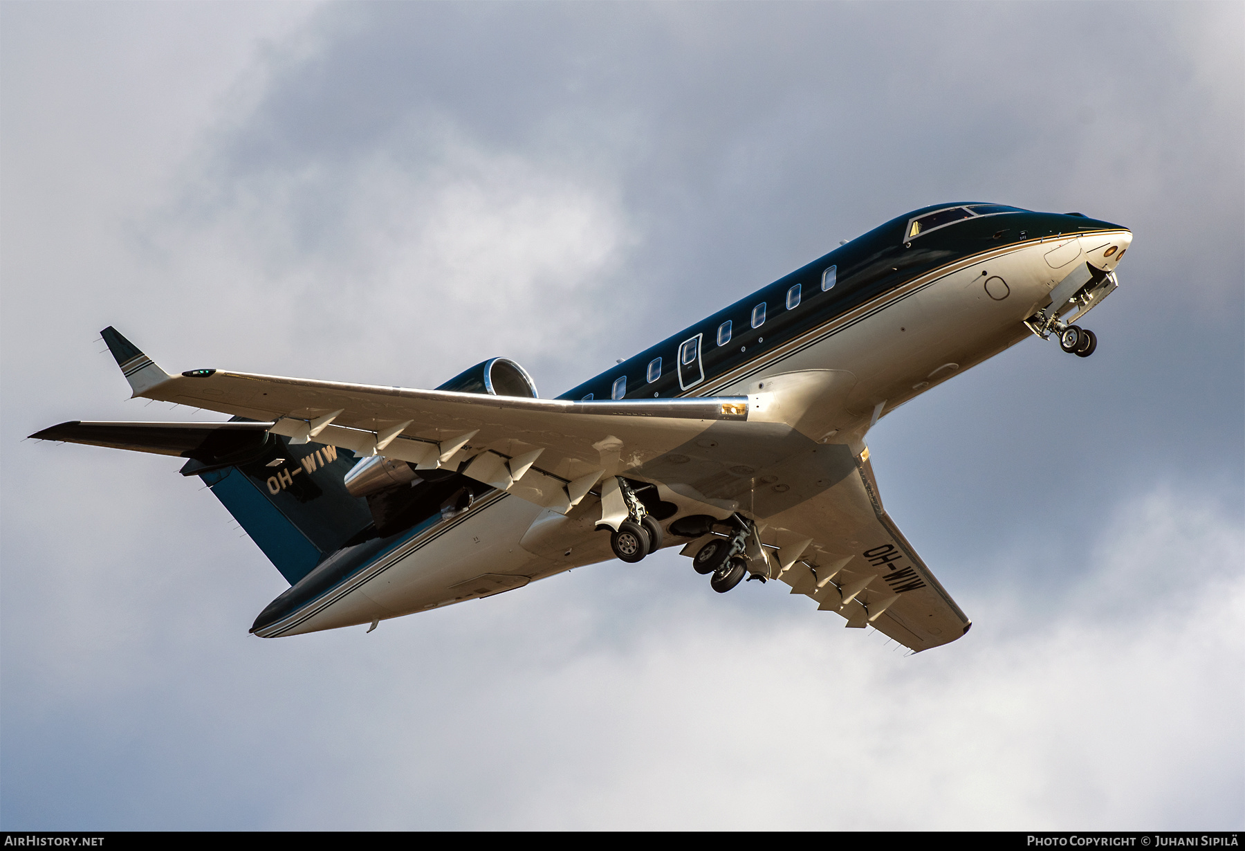 Aircraft Photo of OH-WIW | Bombardier Challenger 650 (CL-600-2B16) | AirHistory.net #503460