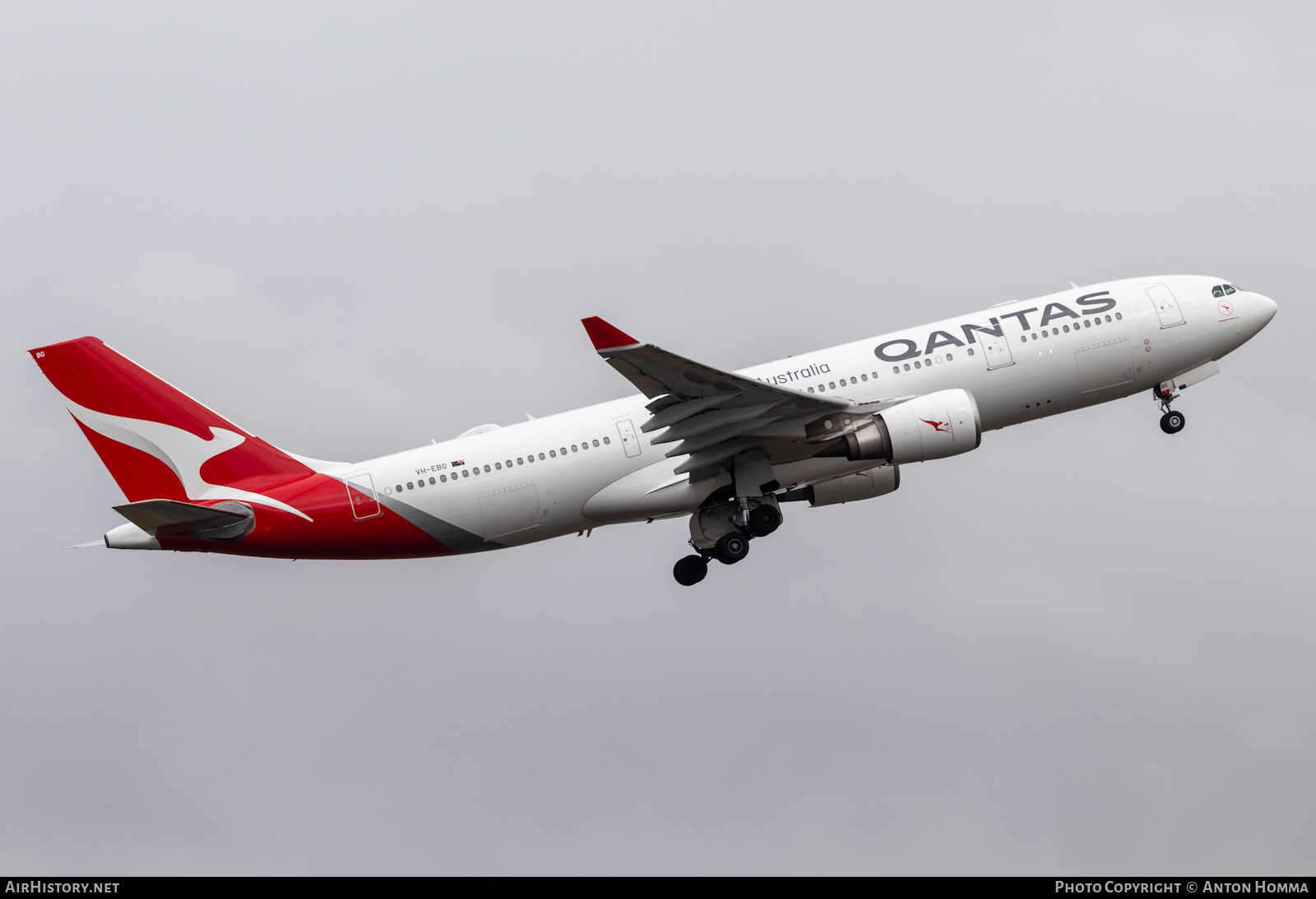 Aircraft Photo of VH-EBG | Airbus A330-203 | Qantas | AirHistory.net #503467