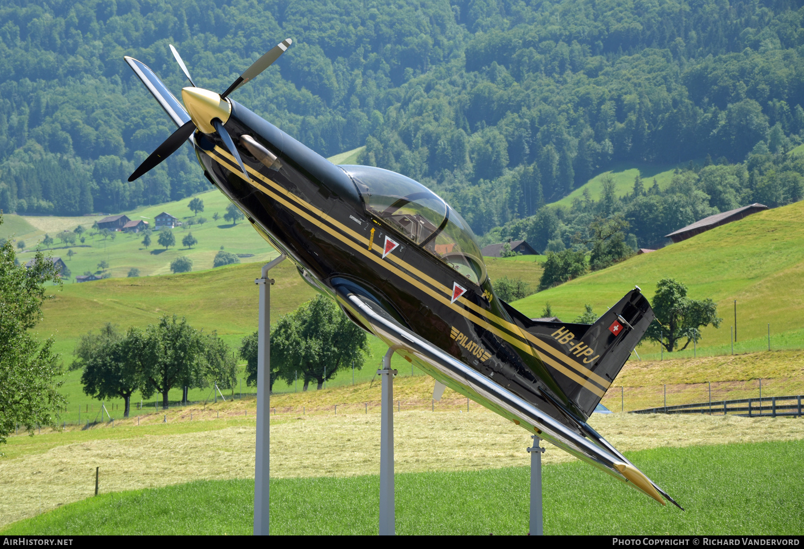 Aircraft Photo of HB-HPJ | Pilatus PC-9M | AirHistory.net #503476