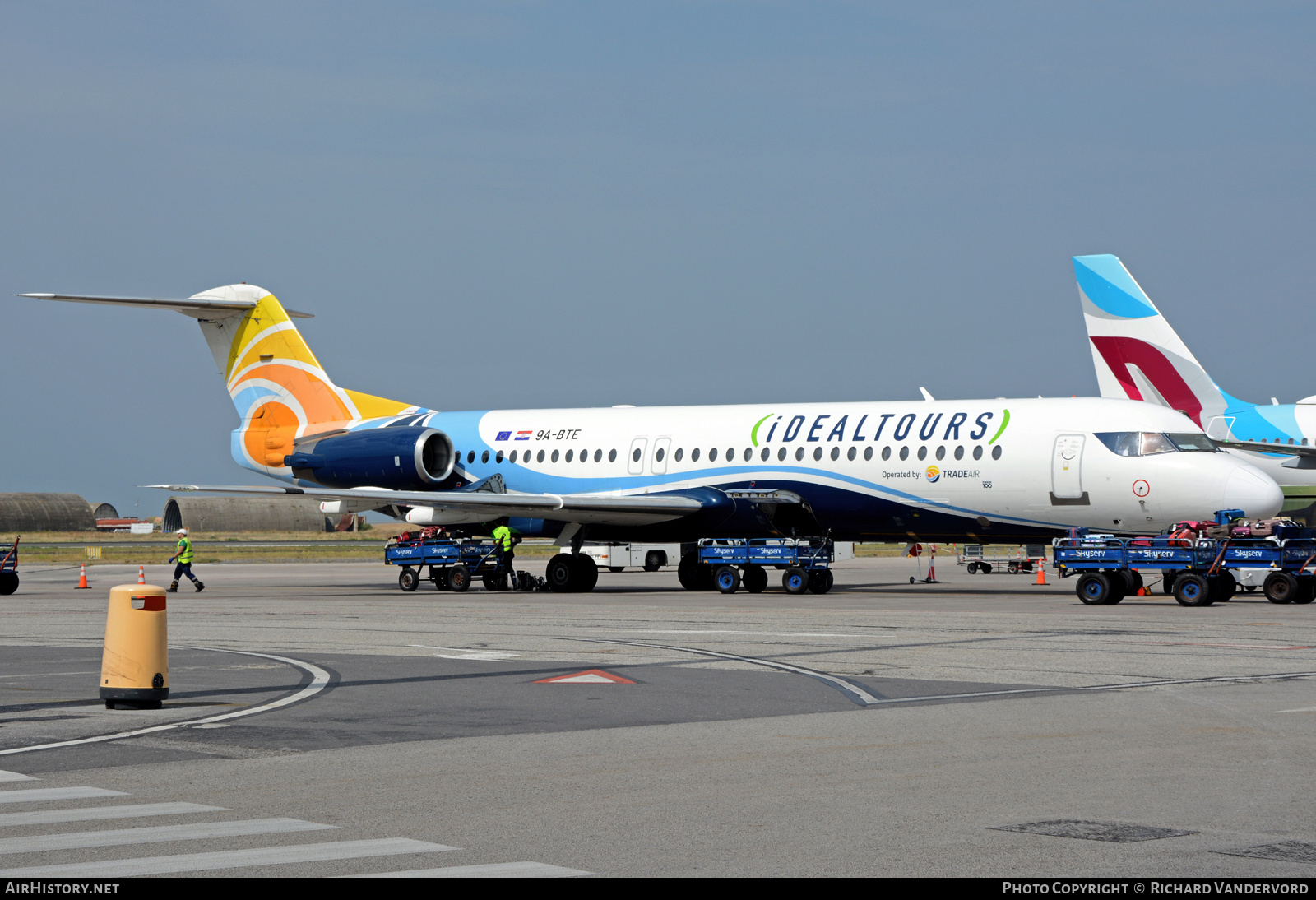 Aircraft Photo of 9A-BTE | Fokker 100 (F28-0100) | Idealtours | AirHistory.net #503477