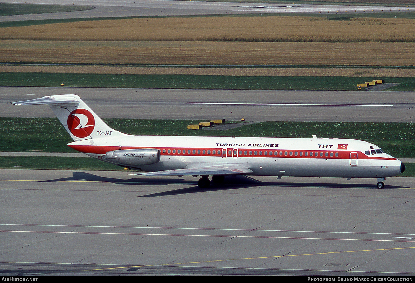 Aircraft Photo of TC-JAF | McDonnell Douglas DC-9-32 | THY Türk Hava Yolları - Turkish Airlines | AirHistory.net #503527
