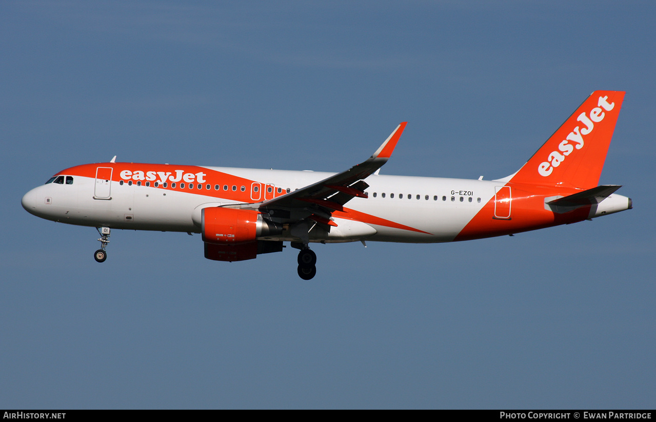 Aircraft Photo of G-EZOI | Airbus A320-214 | EasyJet | AirHistory.net #503661