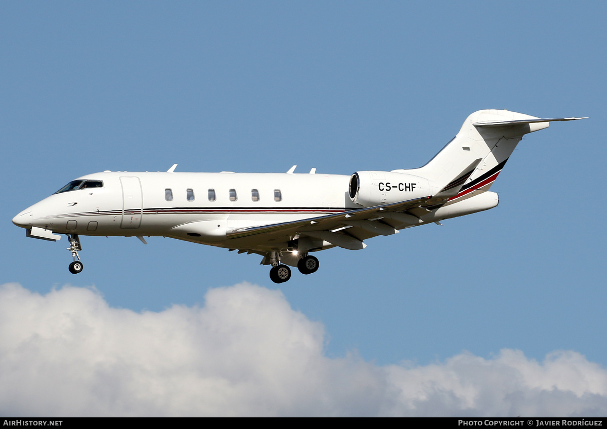 Aircraft Photo of CS-CHF | Bombardier Challenger 350 (BD-100-1A10) | AirHistory.net #503679