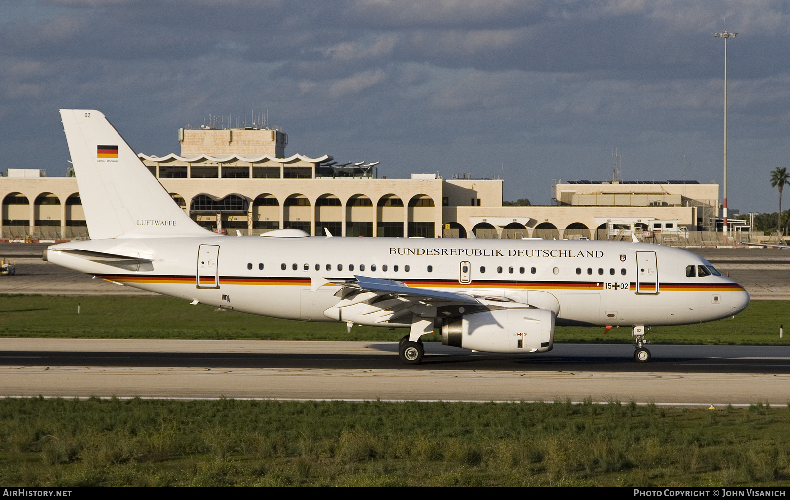 Aircraft Photo of 1502 | Airbus ACJ319 (A319-133/CJ) | Germany - Air Force | AirHistory.net #503722