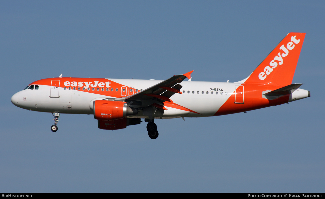 Aircraft Photo of G-EZAS | Airbus A319-111 | EasyJet | AirHistory.net #503829