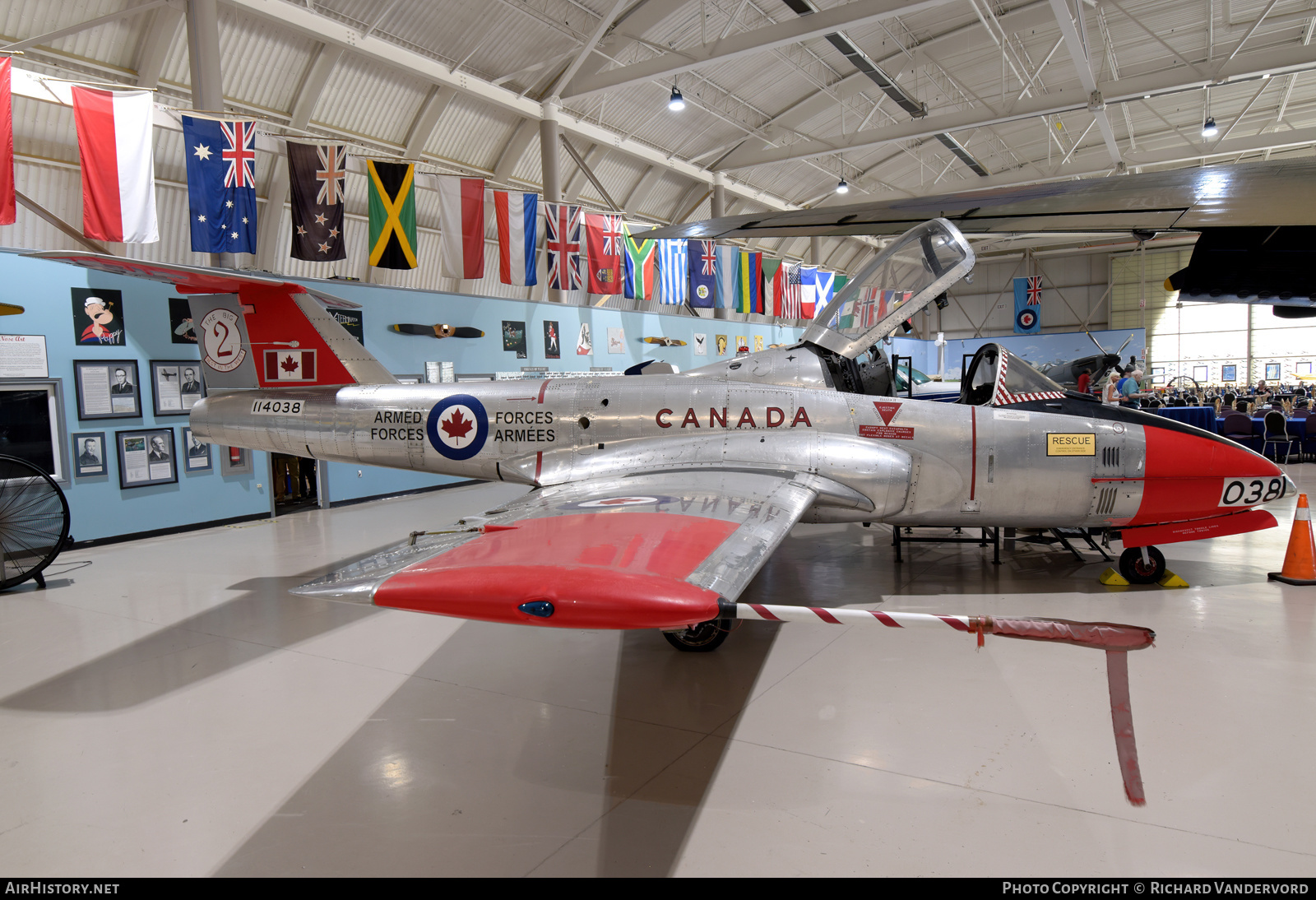 Aircraft Photo of 114038 | Canadair CT-114 Tutor (CL-41A) | Canada - Air Force | AirHistory.net #503834