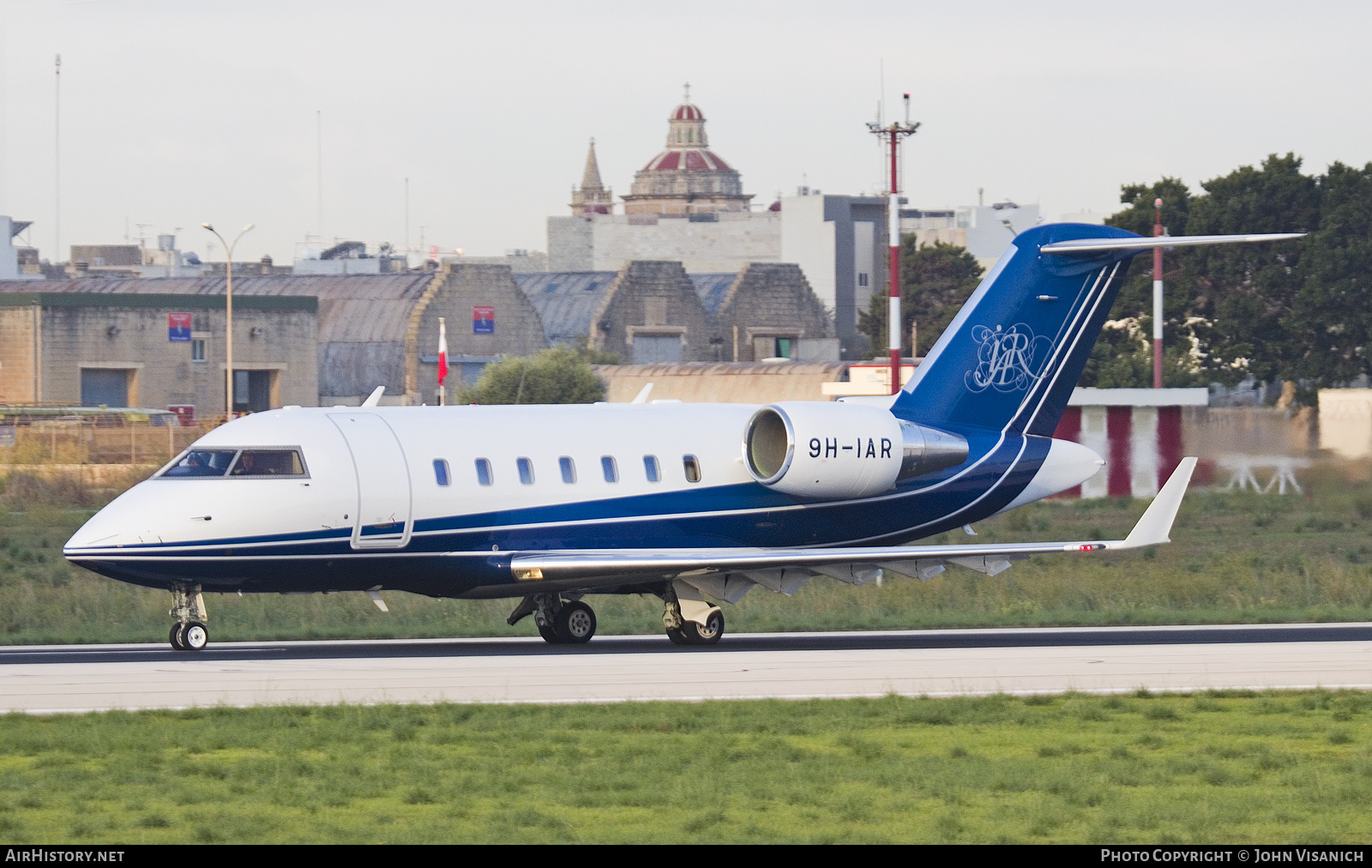 Aircraft Photo of 9H-IAR | Bombardier Challenger 605 (CL-600-2B16) | AirHistory.net #503841