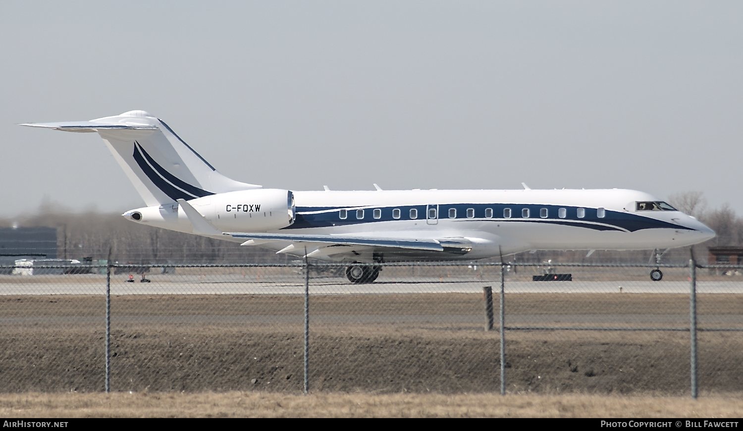 Aircraft Photo of C-FQXW | Bombardier Global Express XRS (BD-700-1A10) | AirHistory.net #503863