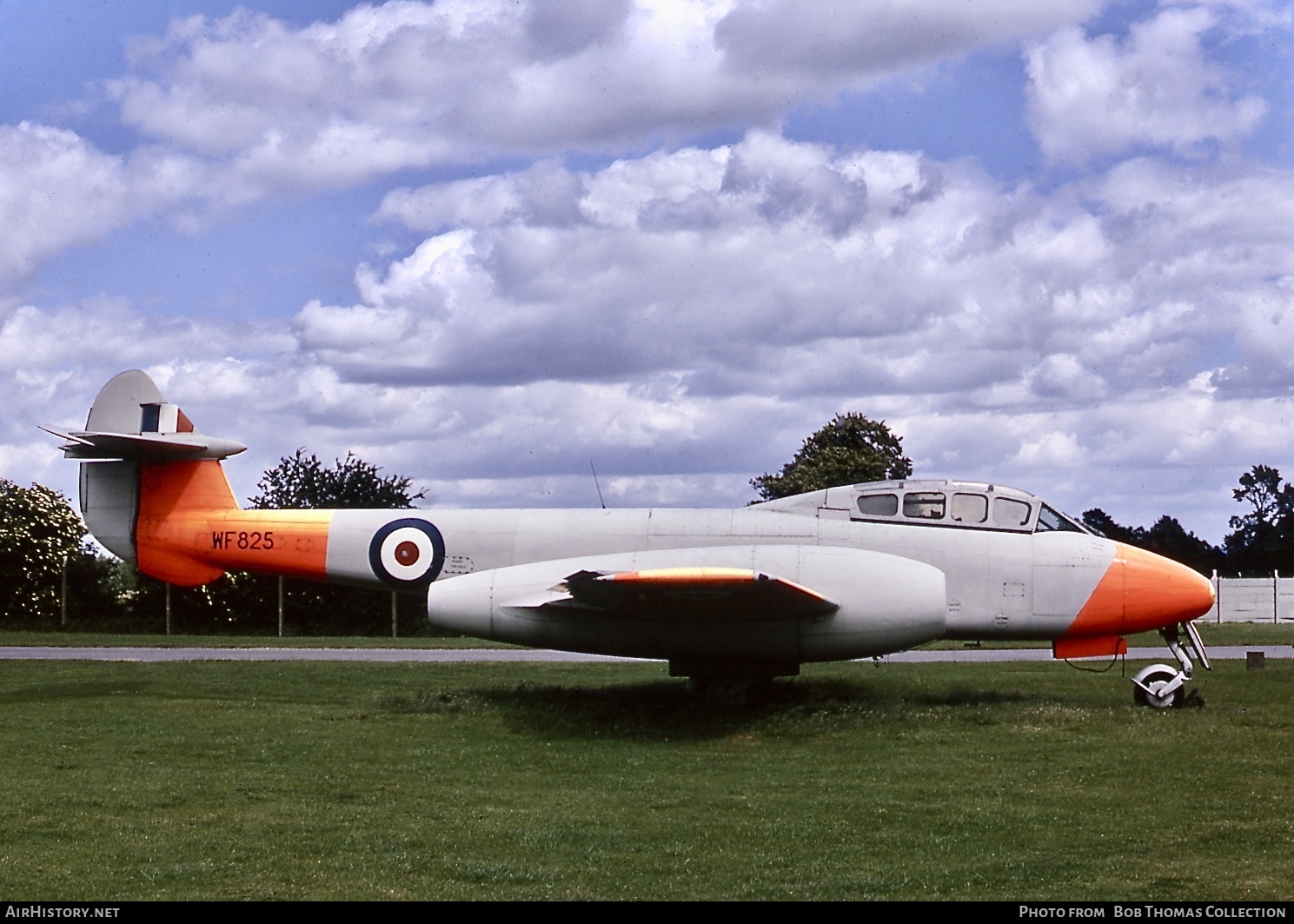 Aircraft Photo of WF825 | Gloster Meteor T7 | UK - Air Force | AirHistory.net #503985