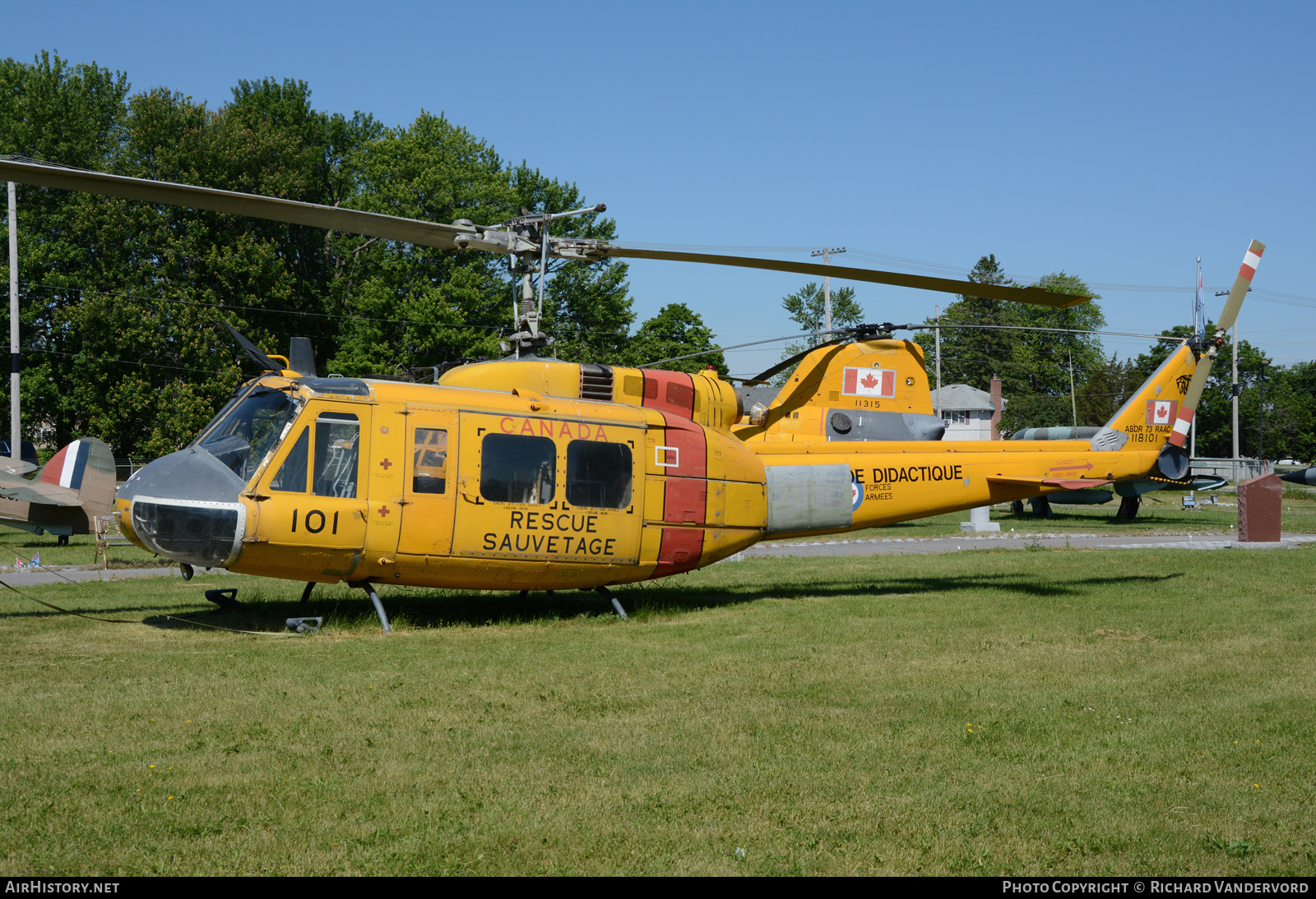 Aircraft Photo of 118101 | Bell CH-118 Iroquois | Canada - Air Force | AirHistory.net #504004