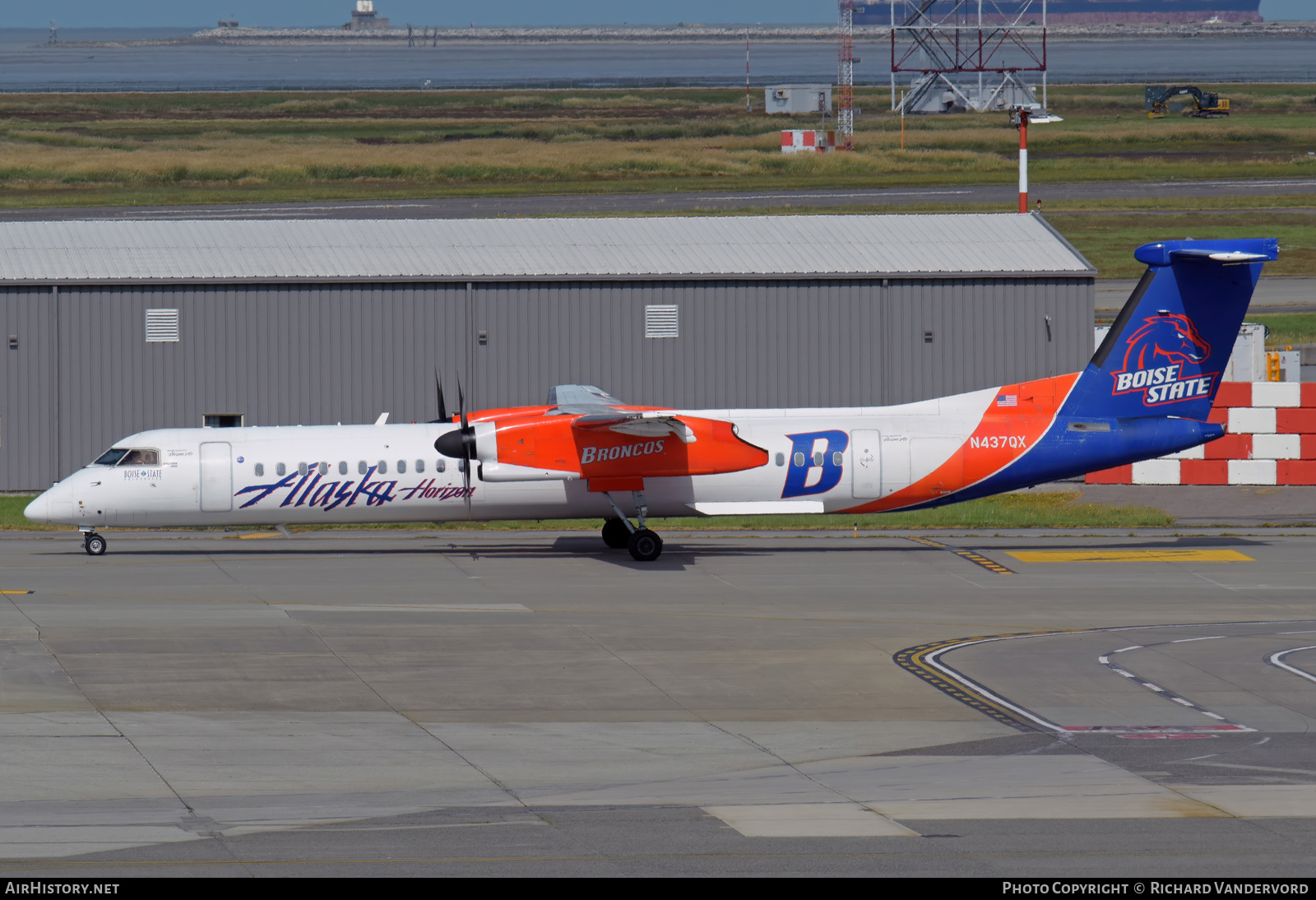 Aircraft Photo of N437QX | Bombardier DHC-8-402 Dash 8 | Alaska Airlines | AirHistory.net #504125