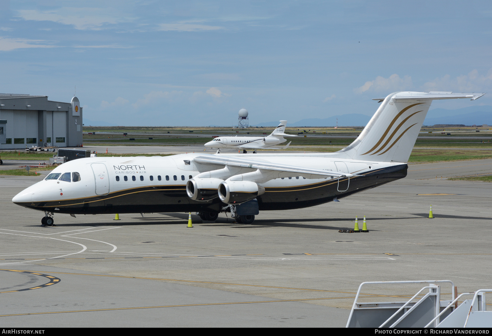 Aircraft Photo of C-FSUA | BAE Systems Avro 146-RJ100 | North Cariboo Air | AirHistory.net #504196