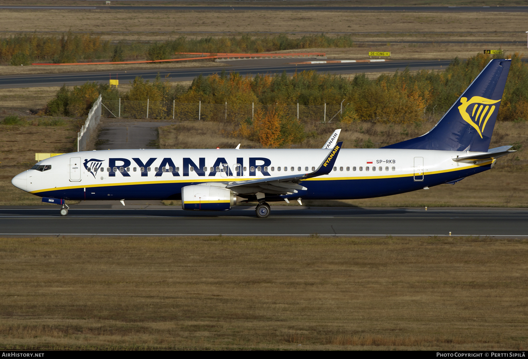 Aircraft Photo of SP-RKB | Boeing 737-8AS | Ryanair | AirHistory.net #504519