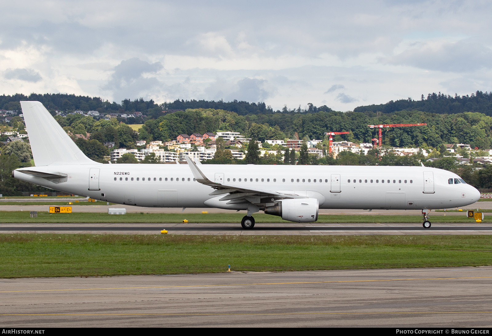 Aircraft Photo of N226WG | Airbus A321-211 | AirHistory.net #504587