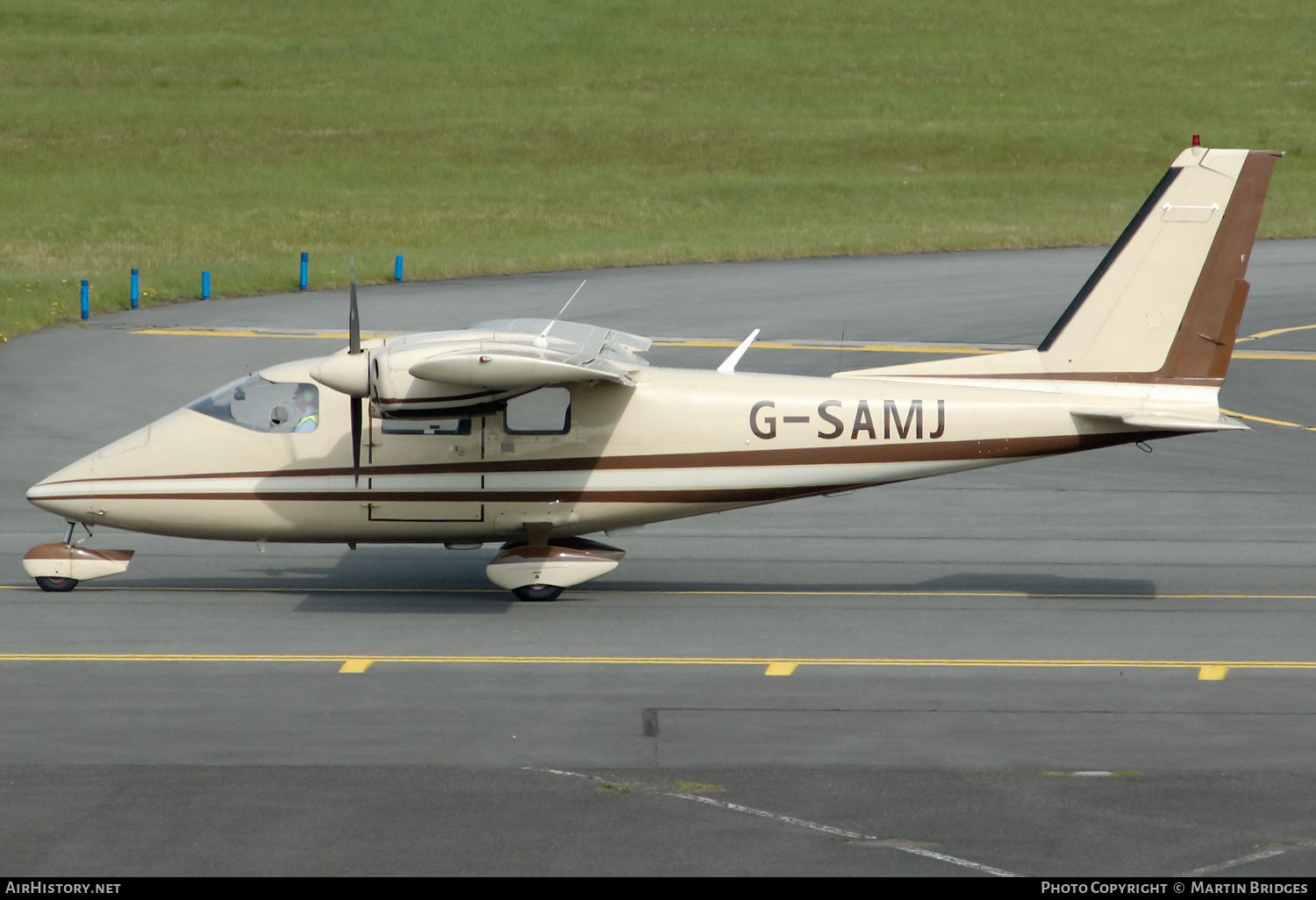 Aircraft Photo of G-SAMJ | Partenavia P-68B Victor | AirHistory.net #504596