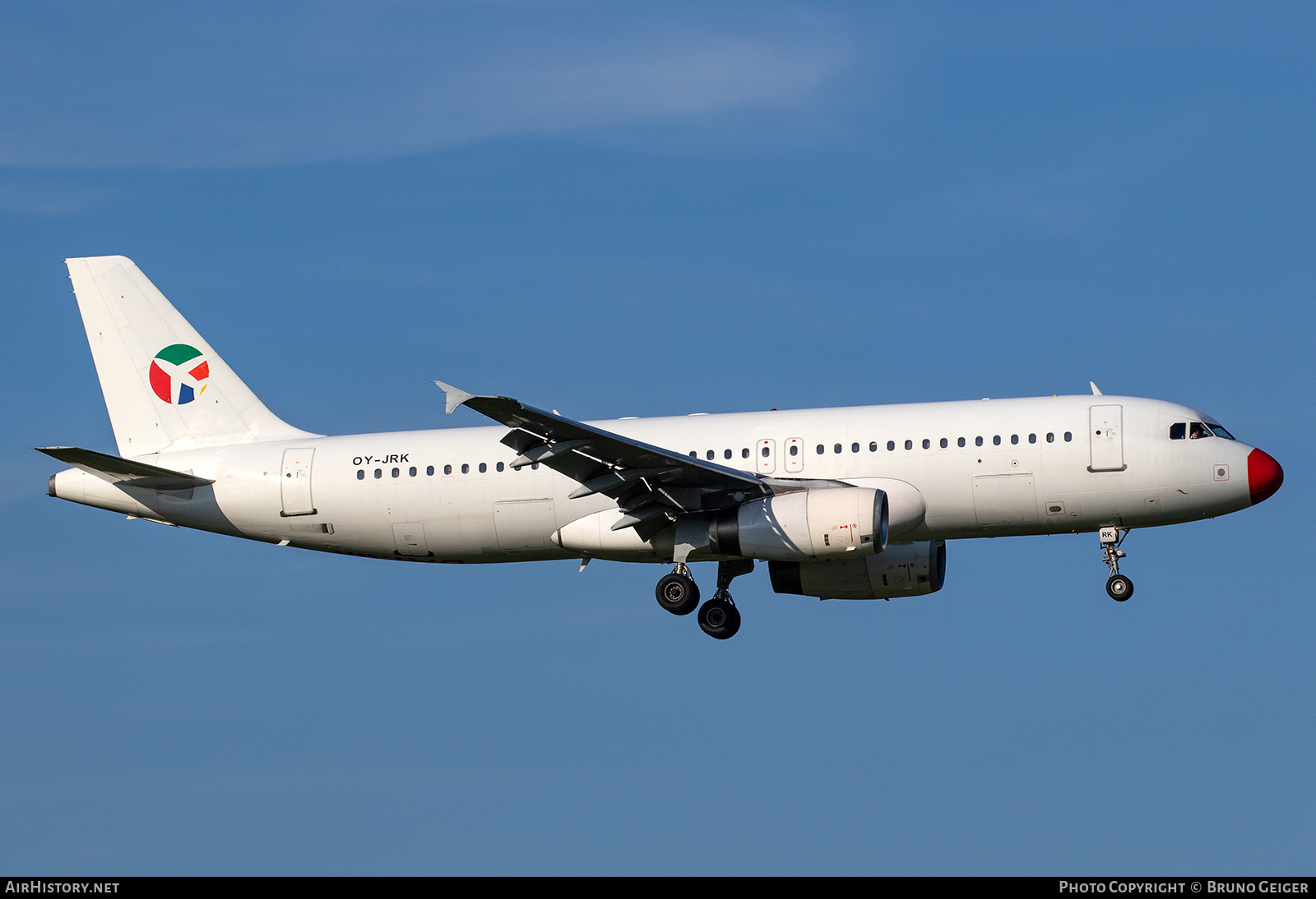 Aircraft Photo of OY-JRK | Airbus A320-231 | Danish Air Transport - DAT | AirHistory.net #504618