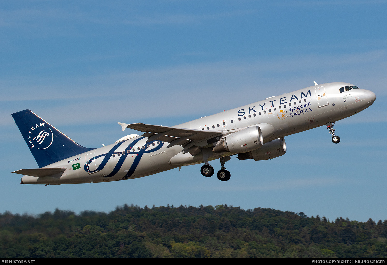 Aircraft Photo of HZ-ASF | Airbus A320-214 | Saudia - Saudi Arabian Airlines | AirHistory.net #504620