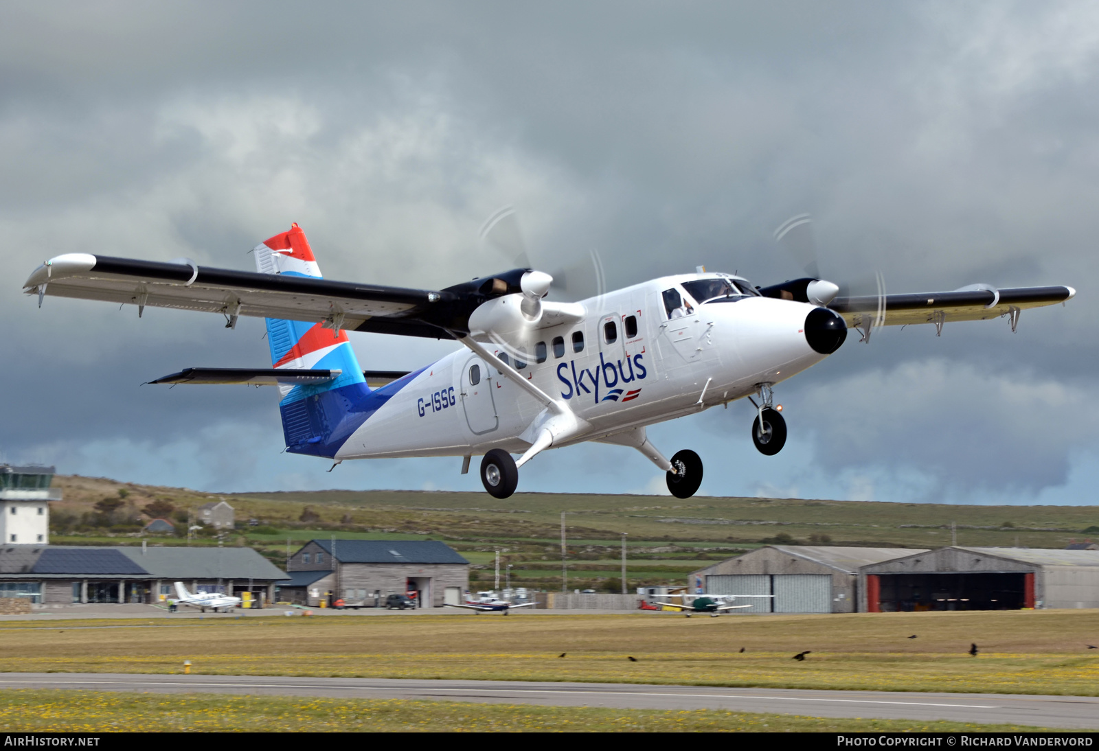Aircraft Photo of G-ISSG | De Havilland Canada DHC-6-300 Twin Otter | Isles of Scilly Skybus | AirHistory.net #504668