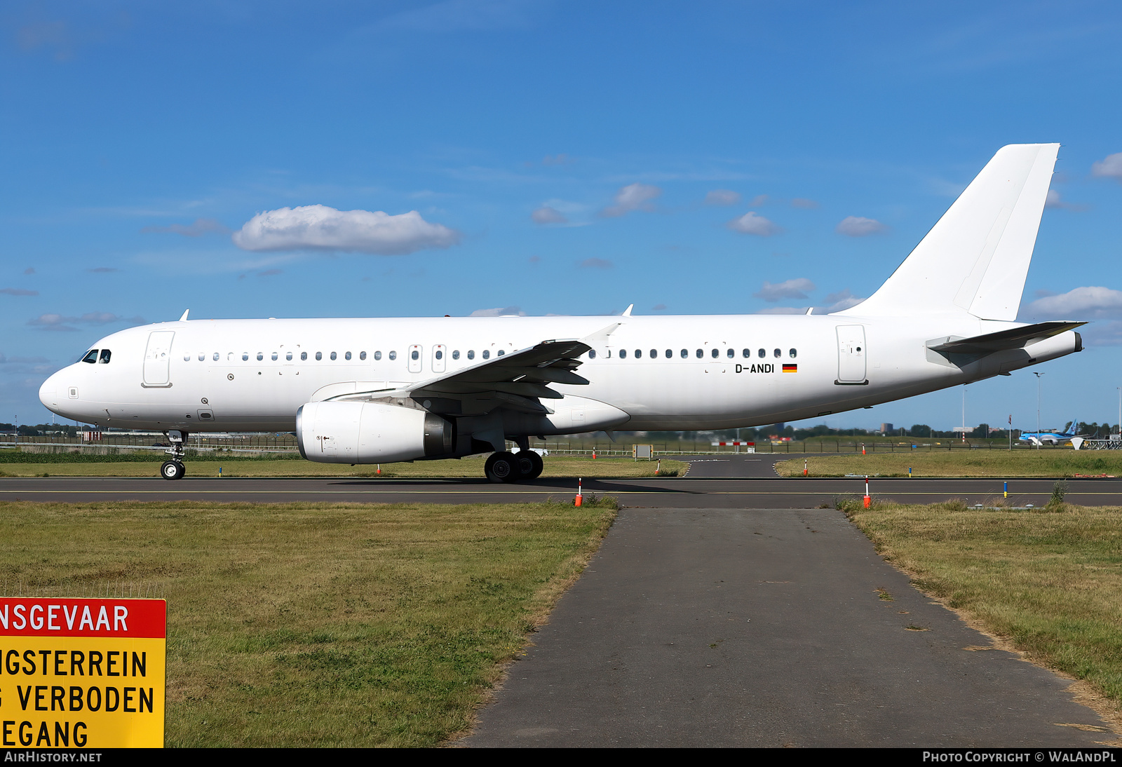 Aircraft Photo of D-ANDI | Airbus A320-232 | AirHistory.net #504735