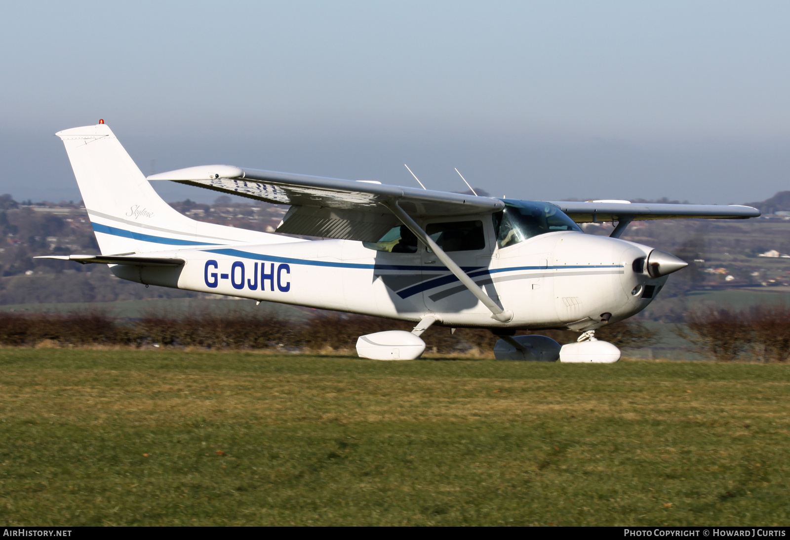 Aircraft Photo of G-OJHC | Cessna 182P Skylane | AirHistory.net #504758