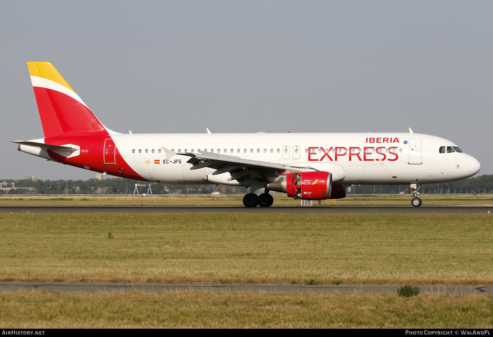 Aircraft Photo of EC-JFG | Airbus A320-214 | Iberia Express | AirHistory.net #504853