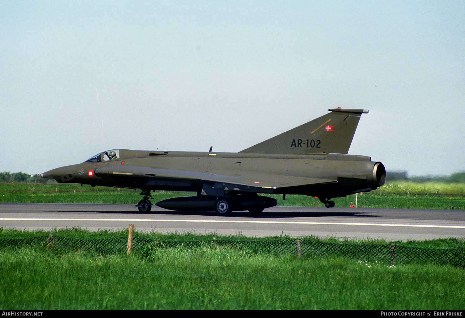 Aircraft Photo of AR-102 | Saab RF-35 Draken | Denmark - Air Force | AirHistory.net #504878