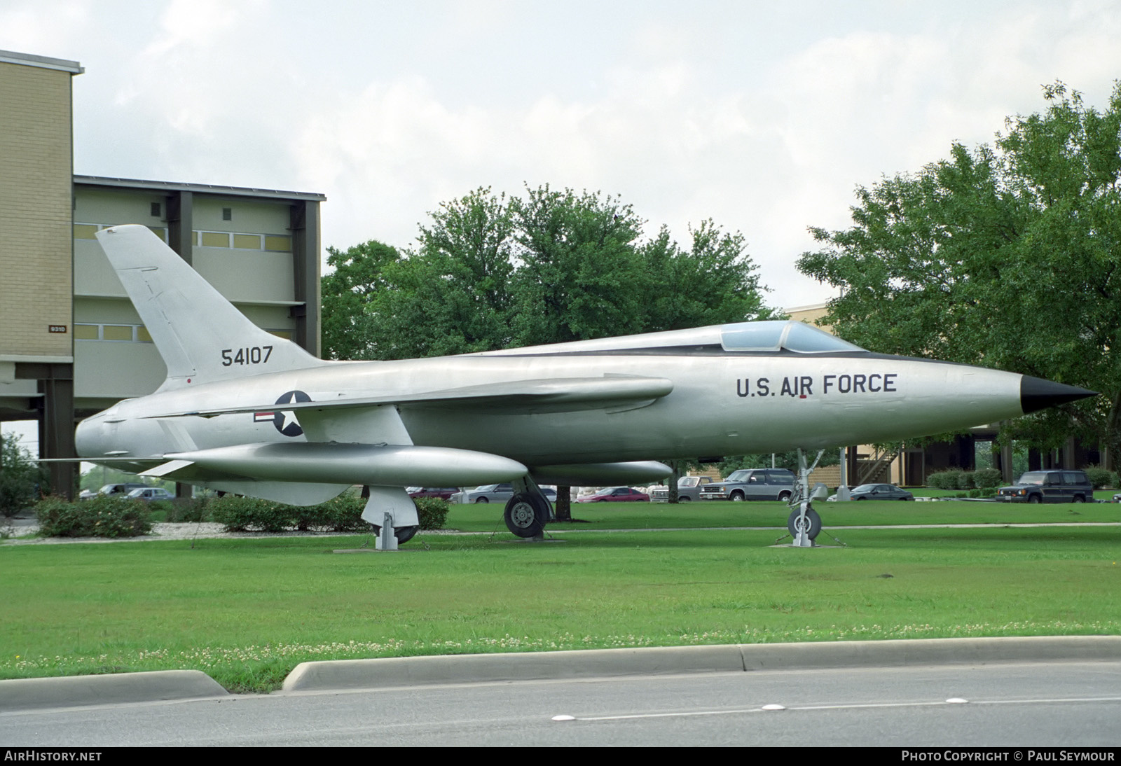 Aircraft Photo of 54-107 / 54107 | Republic F-105B Thunderchief | USA - Air Force | AirHistory.net #504952
