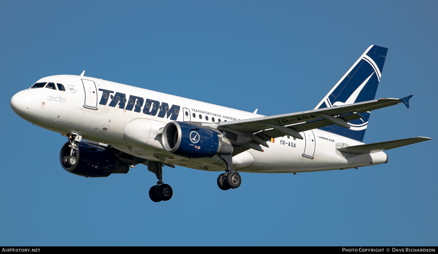 Aircraft Photo of YR-ASA | Airbus A318-111 | TAROM - Transporturile Aeriene Române | AirHistory.net #505071