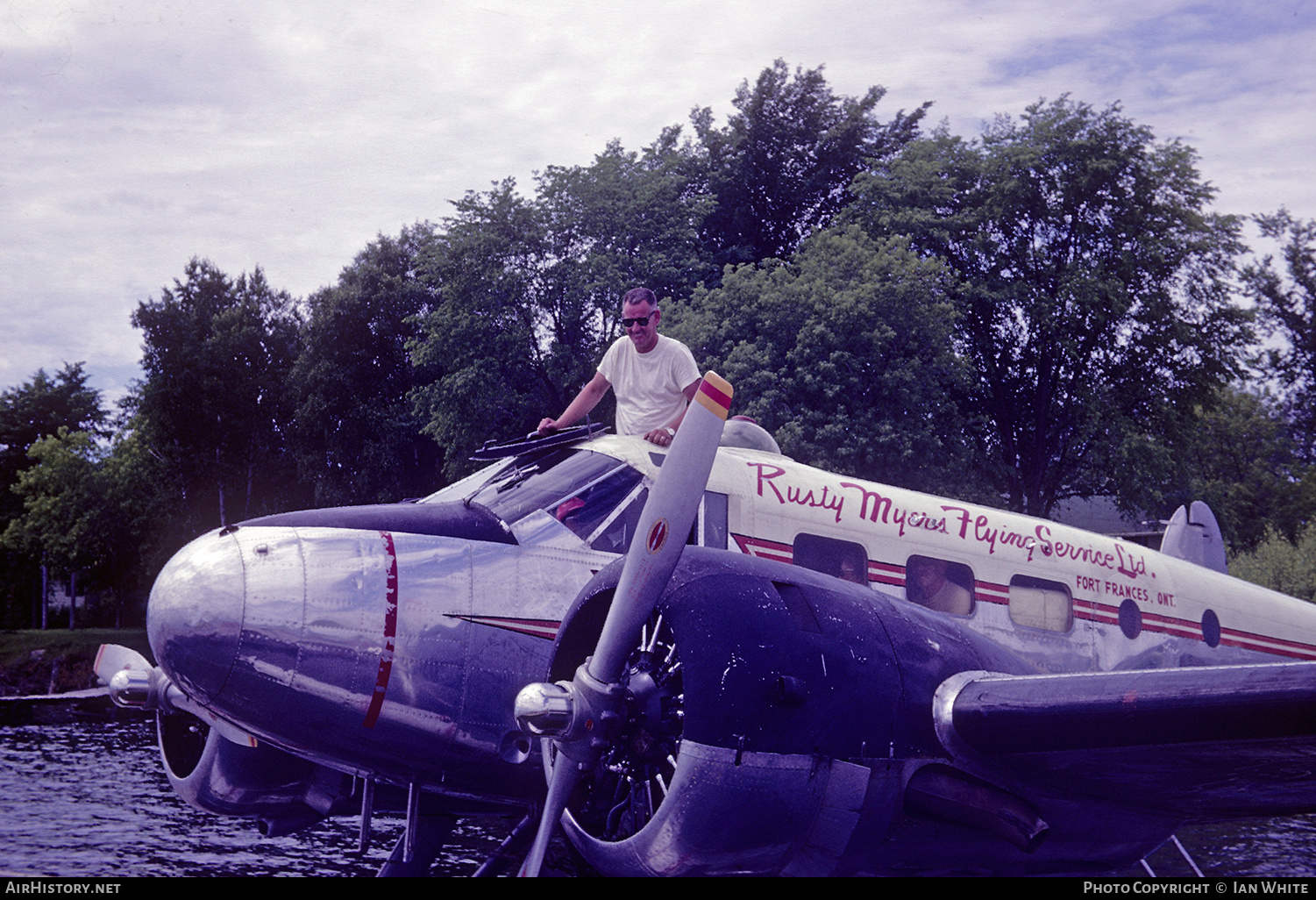 Aircraft Photo of CF-ERM | Beech D18S | Rusty Myers Flying Service | AirHistory.net #505089